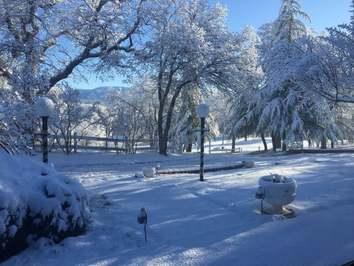 Villa Moon Ranch - A Gateway To Yosemite Mariposa Esterno foto